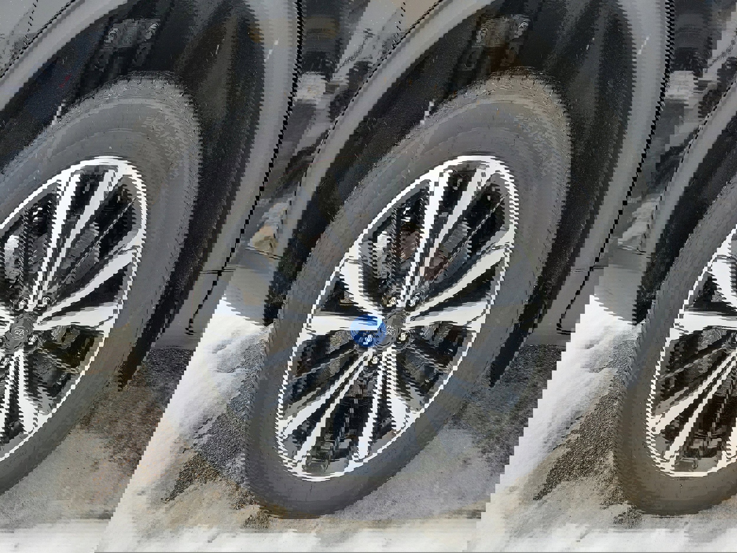 Certified 2022 Ford Escape SE w/ SE Sport Appearance Package image 7