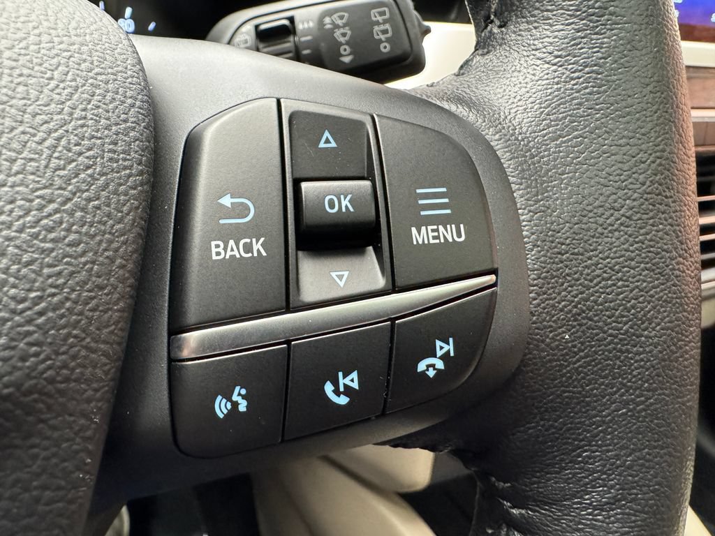 Certified 2020 Ford Escape SEL AWD/4WD image 16