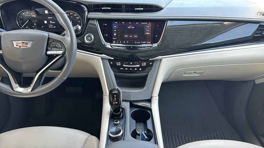 Used 2020 Cadillac XT6 Premium Luxury AWD/4WD image 10