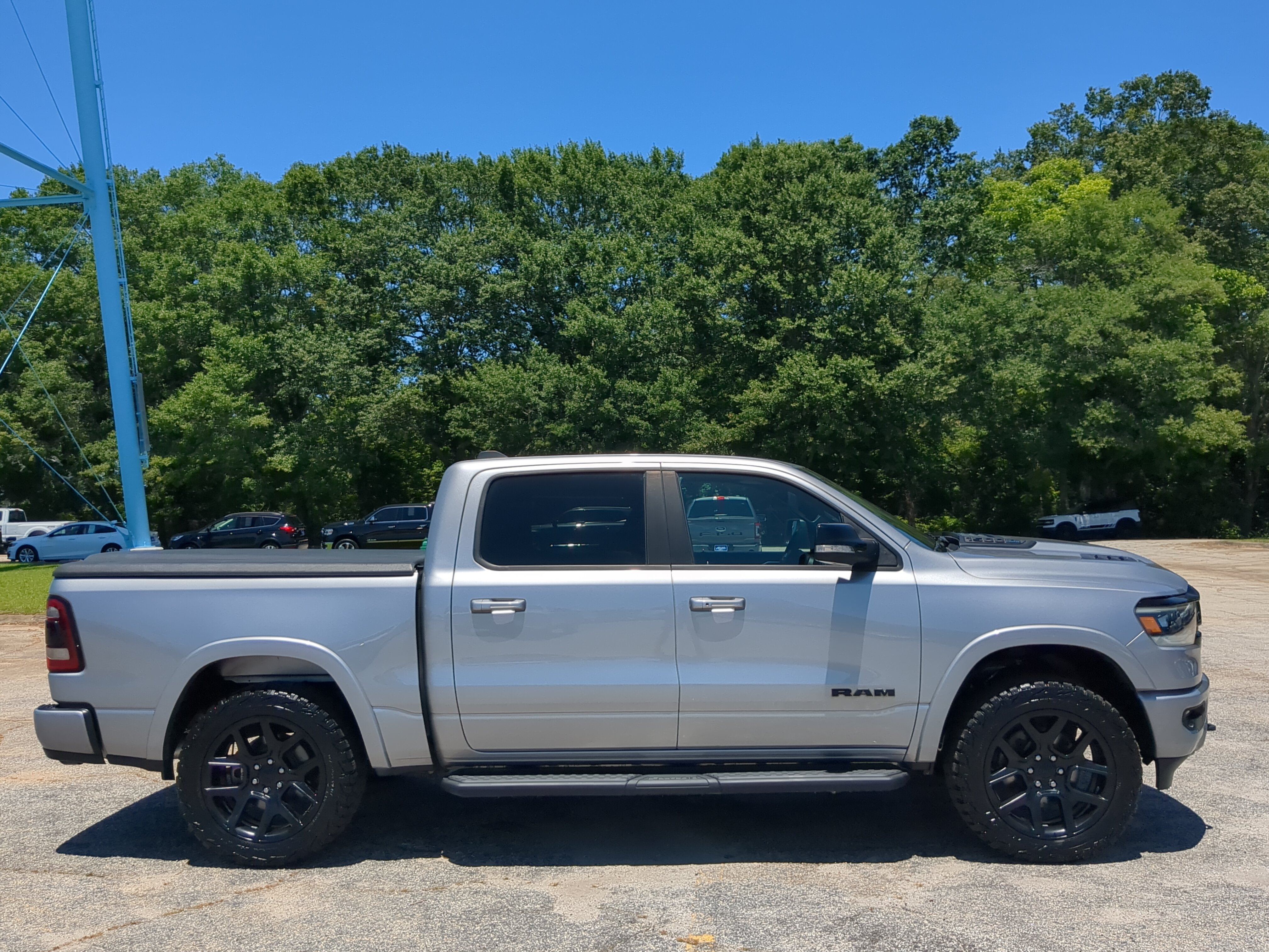 Used 2021 RAM 1500 Laramie AWD/4WD video 2