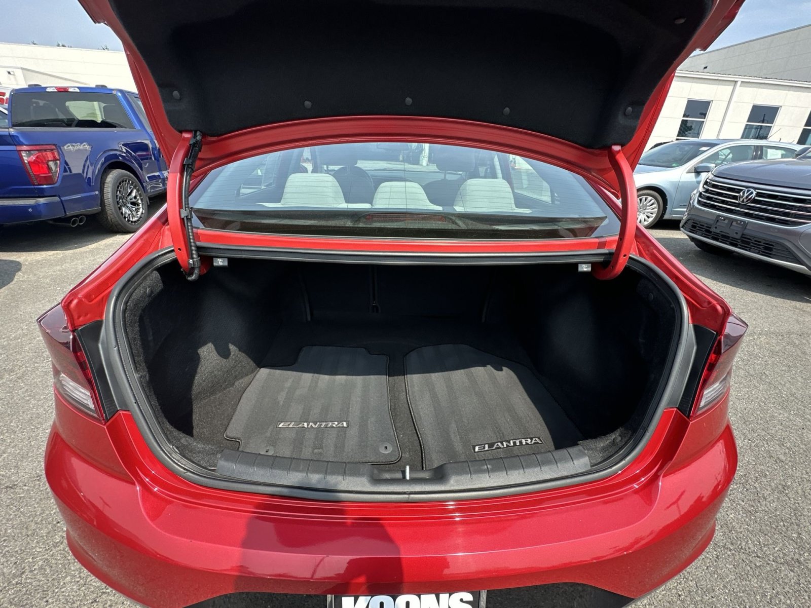 Used 2020 Hyundai Elantra Value Edition FWD image 33