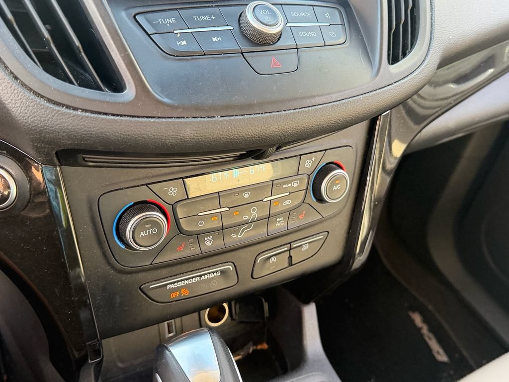 Certified 2019 Ford Escape SEL FWD image 11