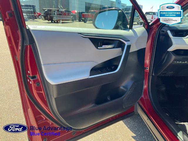 Used 2022 Toyota RAV4 XLE w/ Convenience Package AWD/4WD image 24