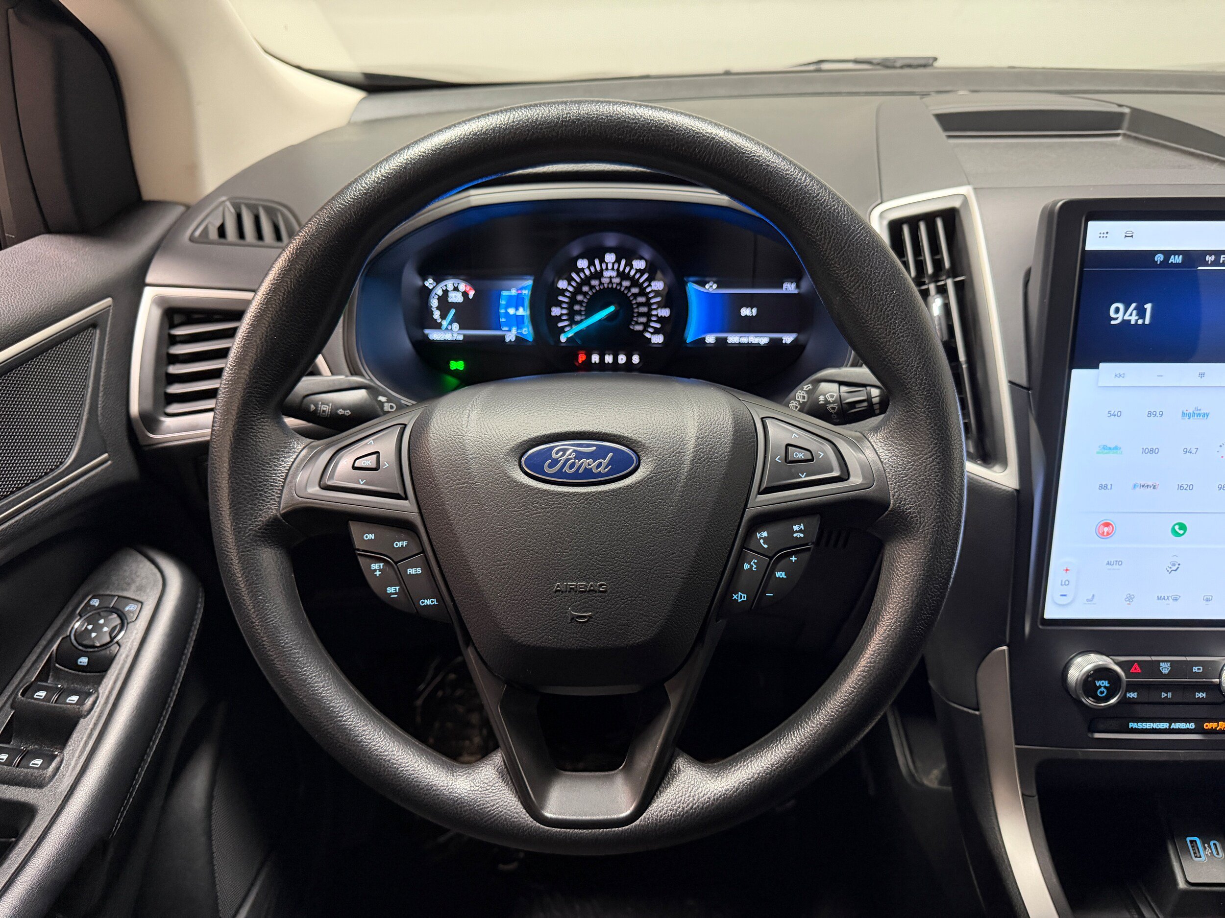 Certified 2023 Ford Edge SEL w/ Convenience Package AWD/4WD image 16