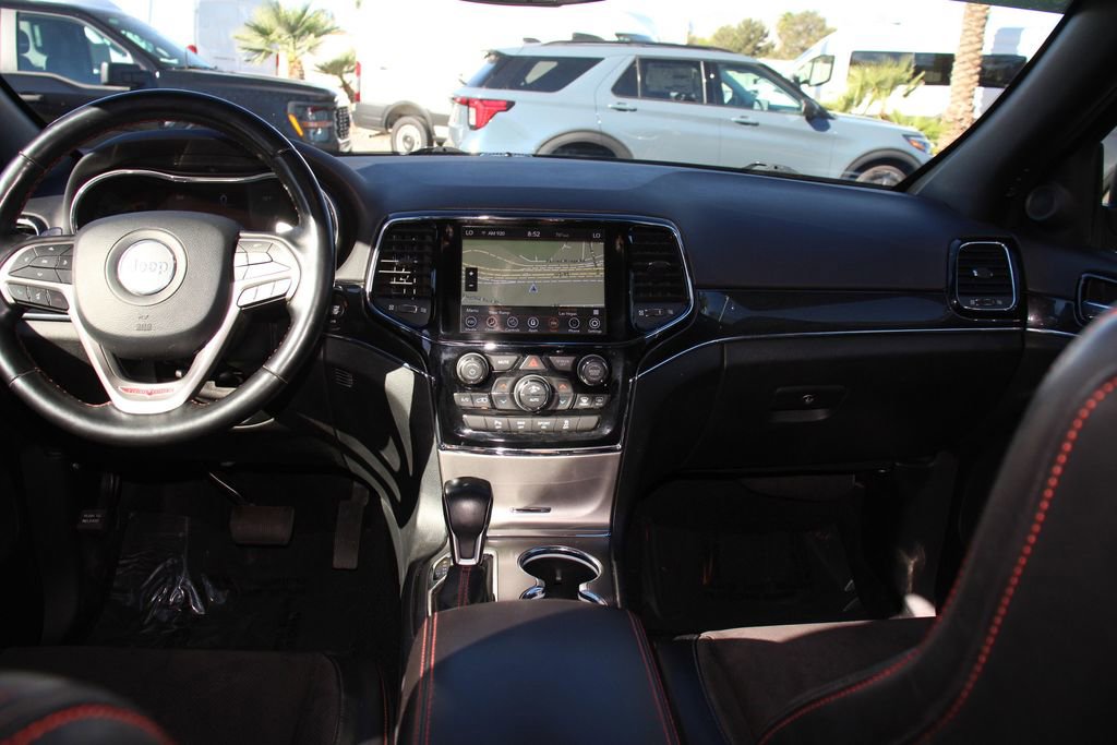 Used 2020 Jeep Grand Cherokee Trailhawk AWD/4WD image 20