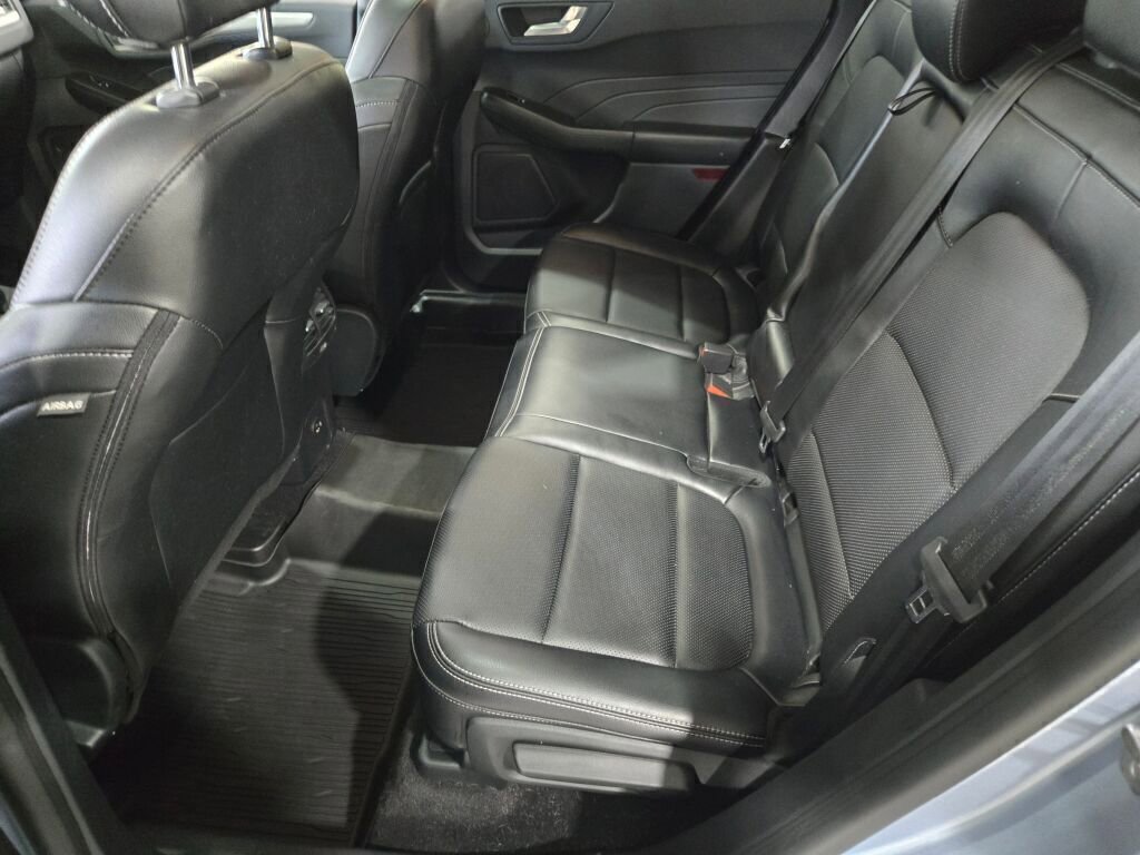 Certified 2022 Ford Escape SEL w/ Technology Package image 19