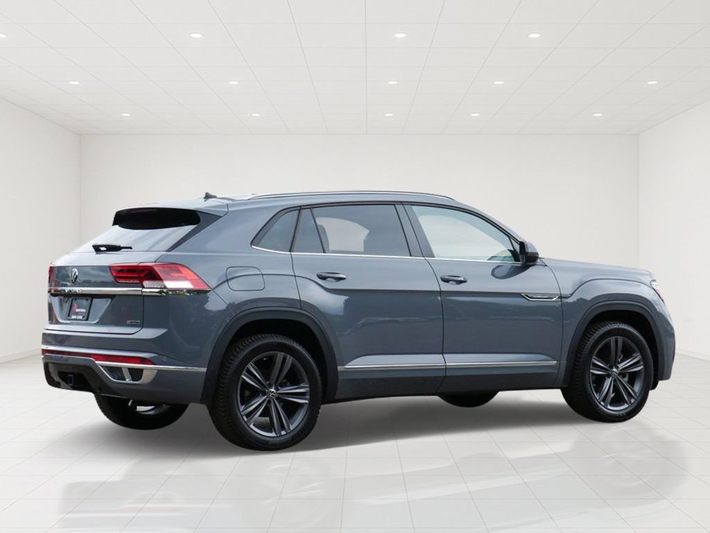 Used 2021 Volkswagen Atlas Cross Sport SE w/ Panoramic Sunroof Package AWD/4WD image 3