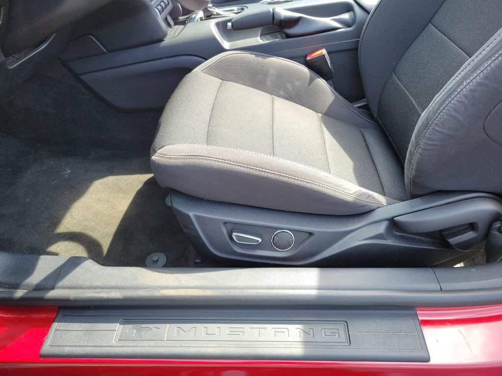 Certified 2017 Ford Mustang Convertible w/ Equipment Group 051A image 15