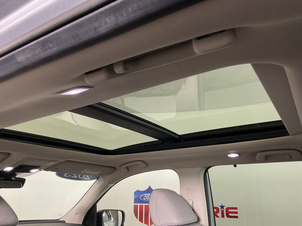 Used 2023 Honda Pilot Elite image 20