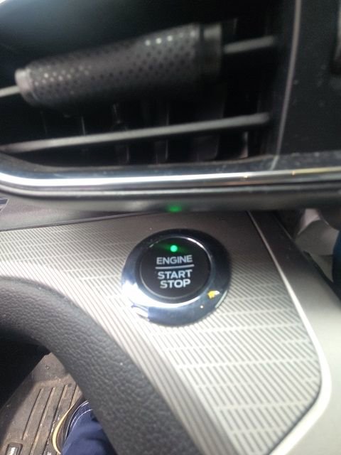 Certified 2021 Ford Explorer XLT w/ Equipment Group 202A AWD/4WD image 22