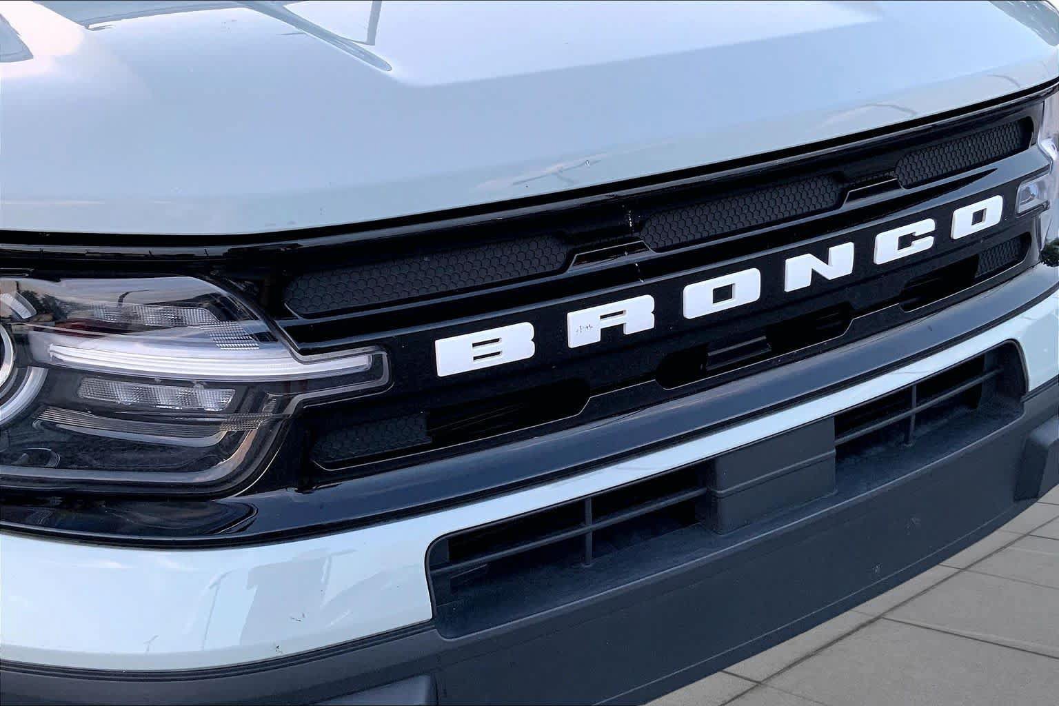 Certified 2024 Ford Bronco Sport Outer Banks w/ Tech Package AWD/4WD image 29