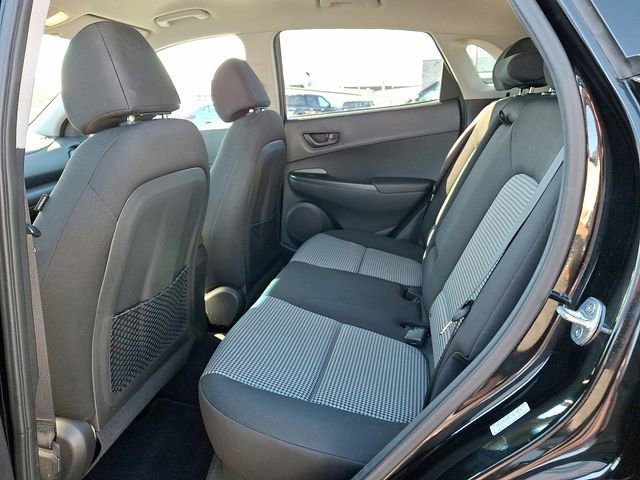 Used 2020 Hyundai Kona SEL w/ Cargo Package image 10