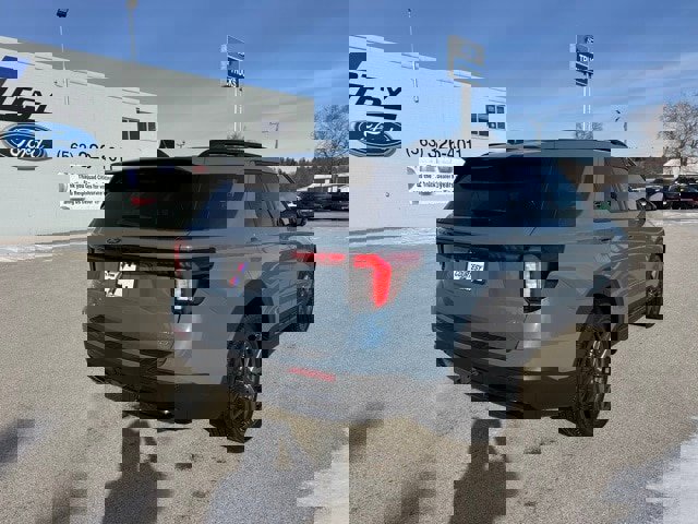 Certified 2025 Ford Explorer ST-Line w/ Premium Package image 5