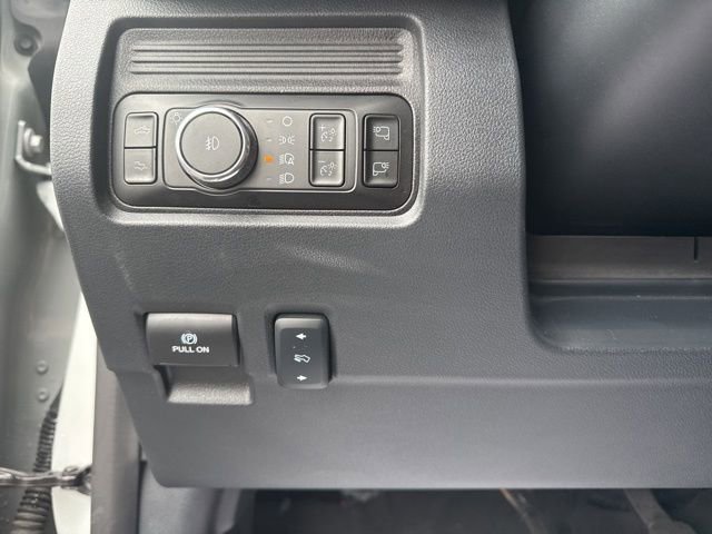 Certified 2025 Ford F250 Platinum image 11