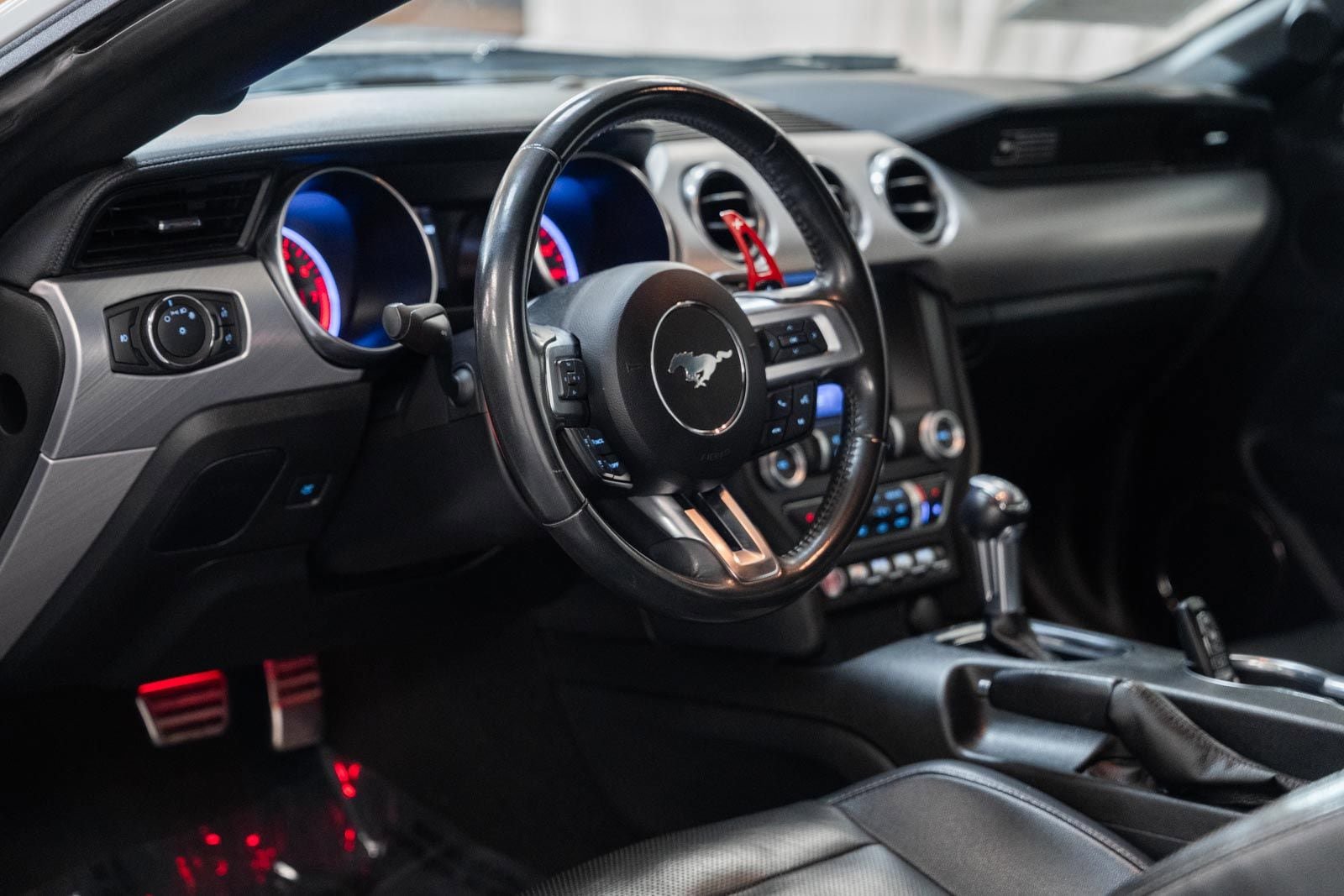 Certified 2020 Ford Mustang Premium RWD image 27