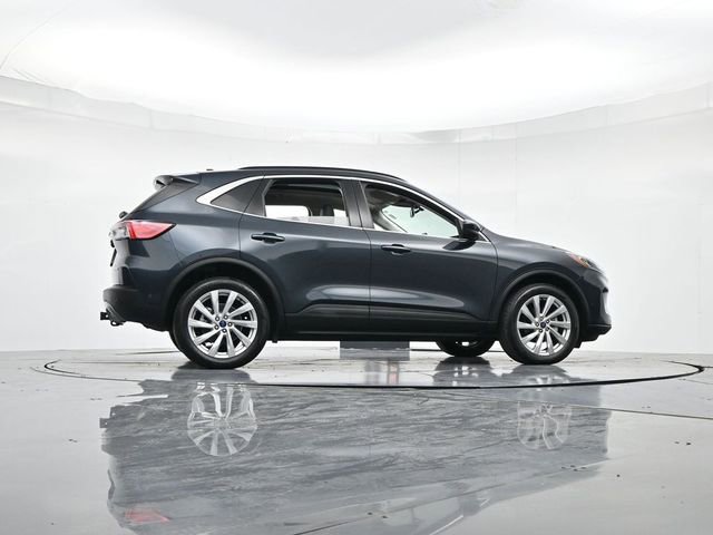 Certified 2022 Ford Escape Titanium w/ Titanium Elite Package image 35