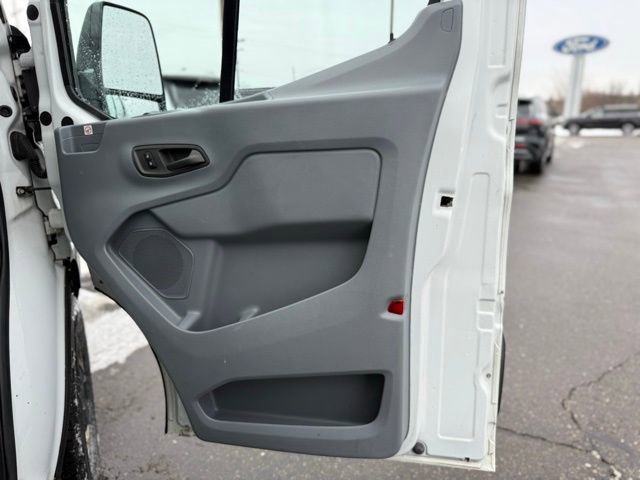 Certified 2019 Ford Transit 150 130 Low Roof image 6