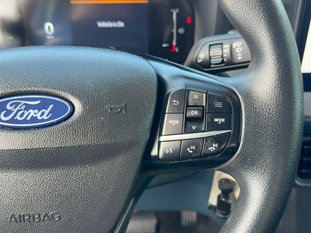 Certified 2025 Ford Maverick XL FWD image 19