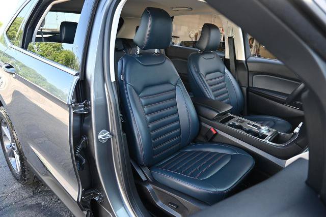 Certified 2022 Ford Edge SEL w/ Sport Appearance Package AWD/4WD image 23