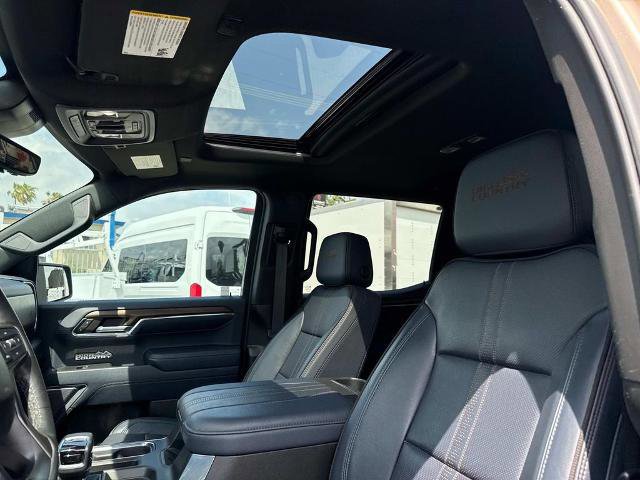 Used 2024 Chevrolet Silverado 1500 High Country w/ Technology Package image 21