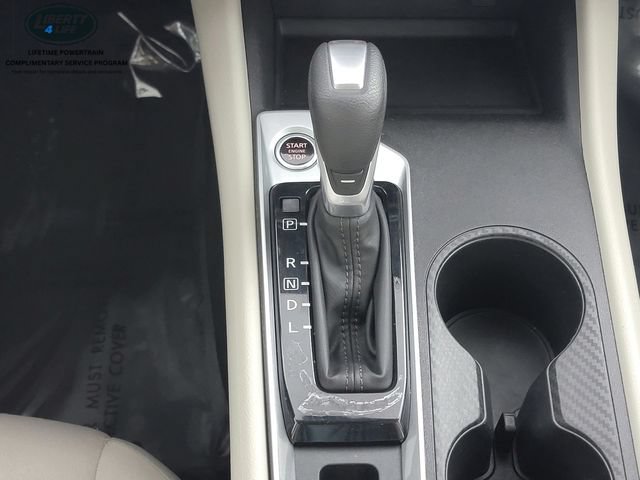 Used 2025 Nissan Altima 2.5 SV AWD/4WD image 26