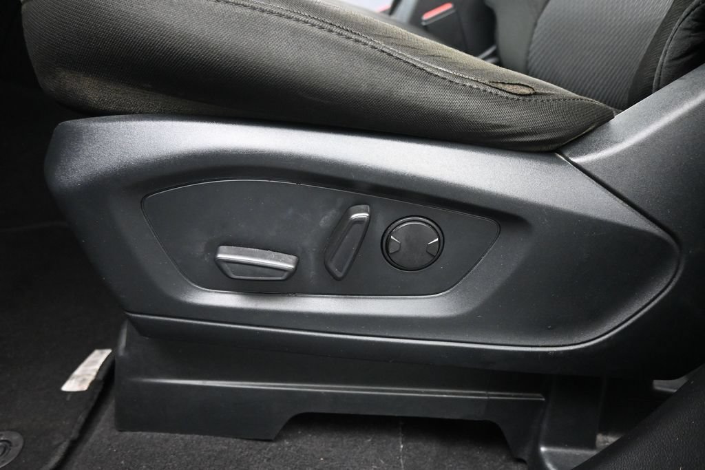 Certified 2024 Ford Explorer XLT RWD image 10