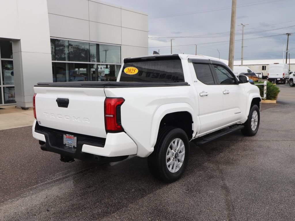 Used 2025 Toyota Tacoma SR5 RWD image 15