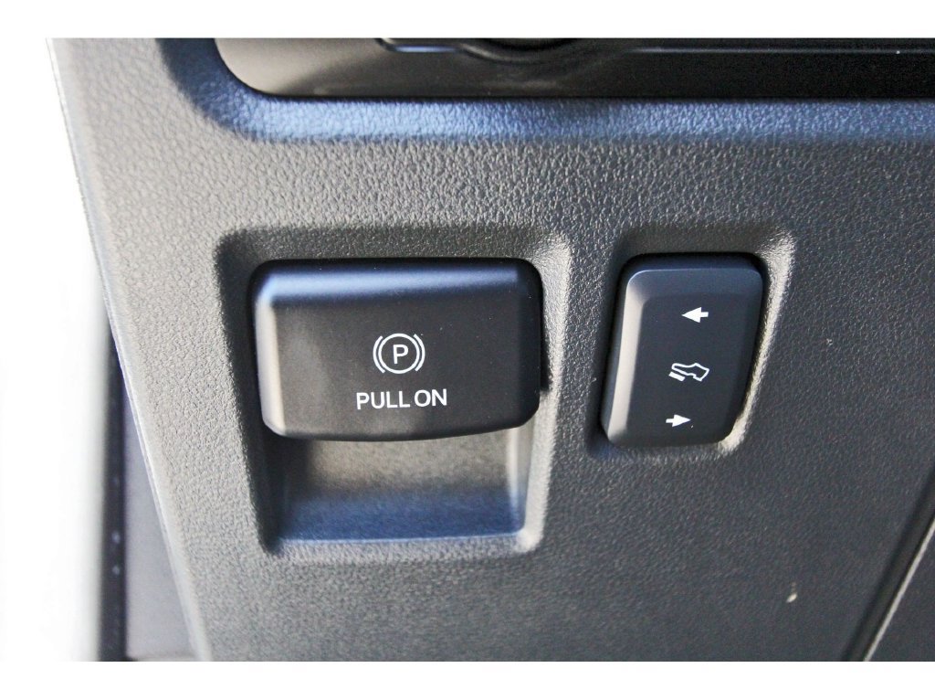 Certified 2023 Ford Expedition Max Limited RWD image 24