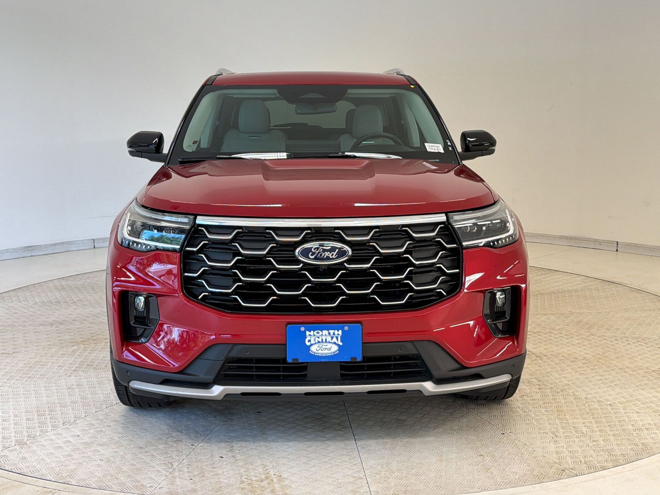 Certified 2025 Ford Explorer Platinum w/ Ultimate Package image 8