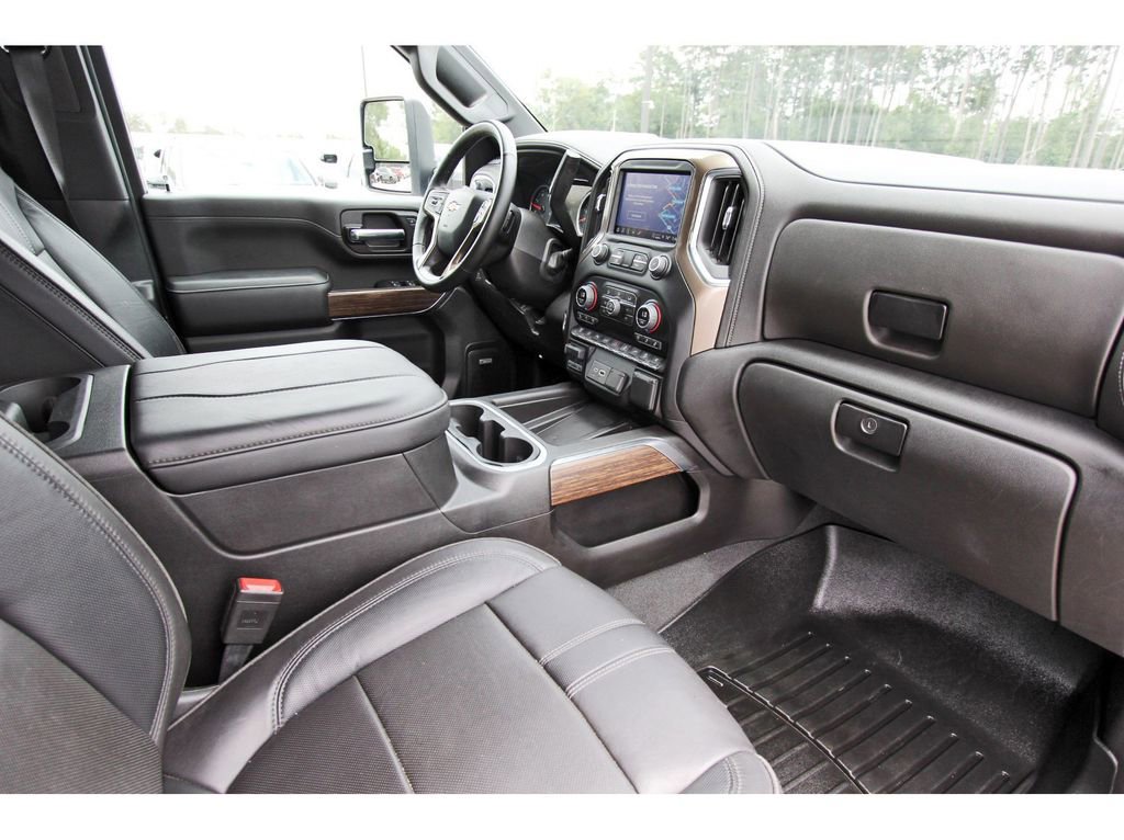 Used 2023 Chevrolet Silverado 2500 High Country w/ Technology Package AWD/4WD image 29