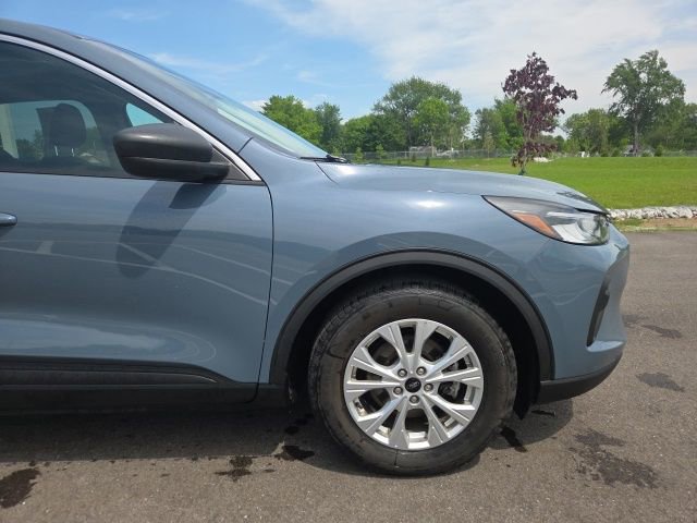 Certified 2023 Ford Escape Active w/ Cold Weather Package FWD image 4