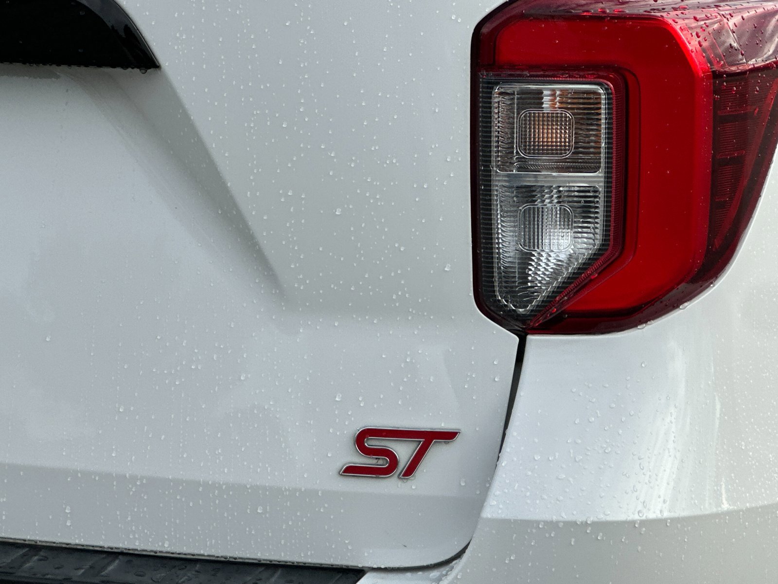 Certified 2021 Ford Explorer ST w/ Equipment Group 401A image 29