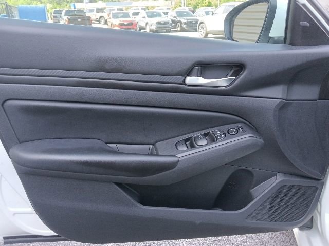 Used 2021 Nissan Altima 2.5 S w/ Driver Assist Package FWD image 11