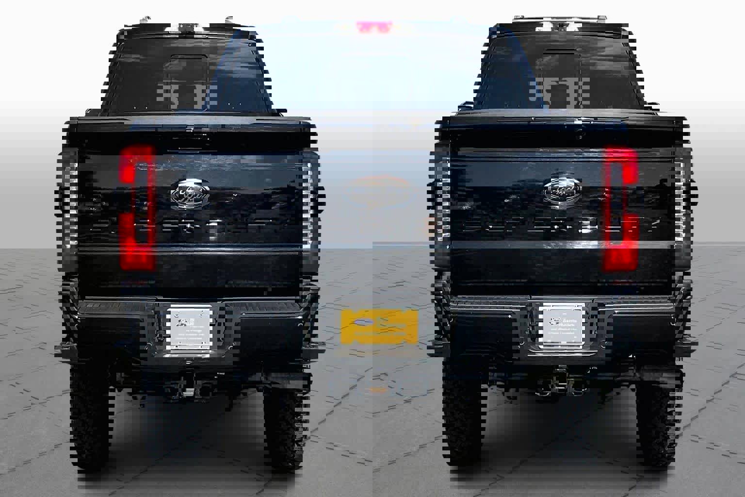 Certified 2024 Ford F350 Lariat w/ Tremor Off-Road Package image 5