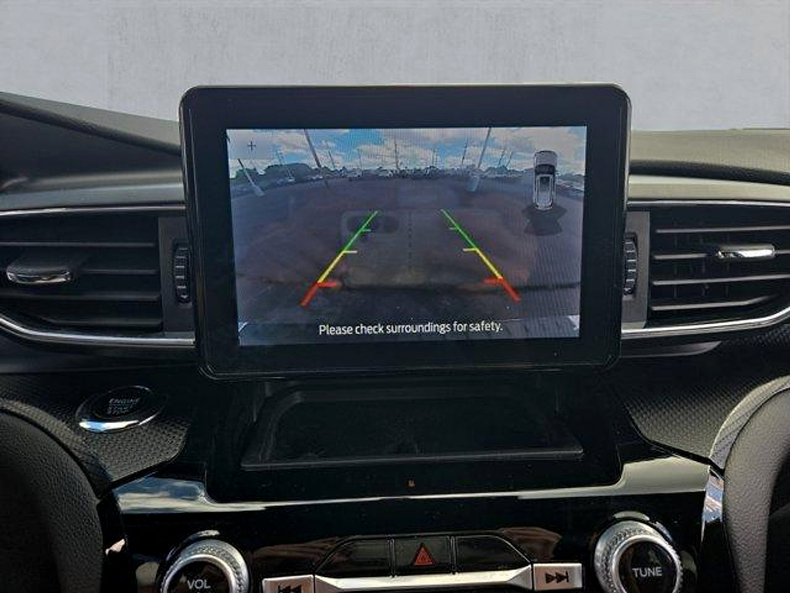 Certified 2023 Ford Explorer ST-Line w/ Class IV Trailer Tow Package AWD/4WD image 19