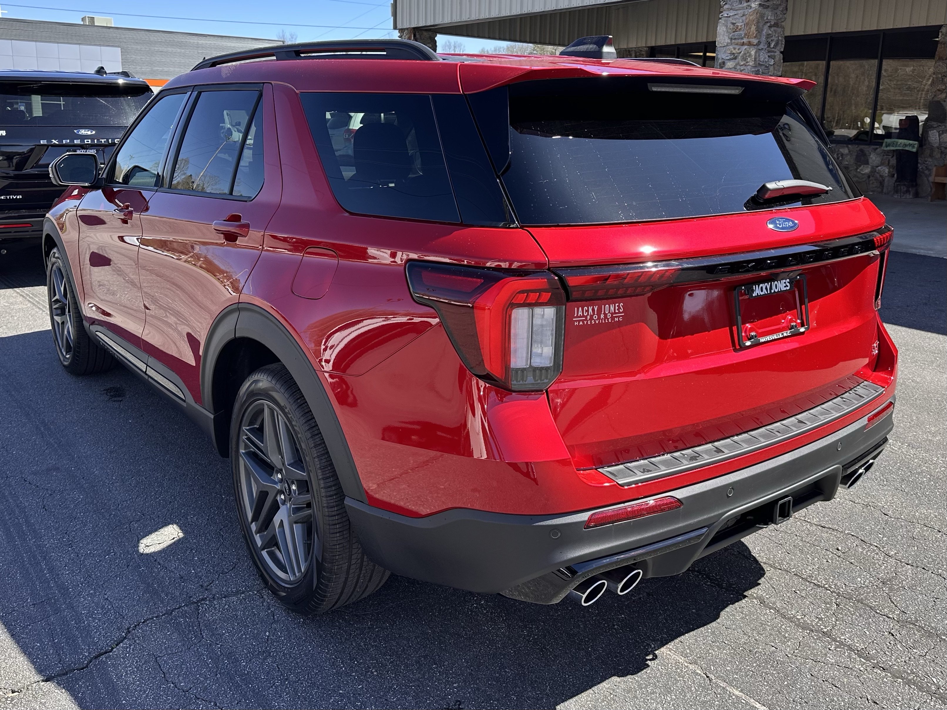 Certified 2026 Ford Explorer ST w/ Sun And Sound Package AWD/4WD image 7