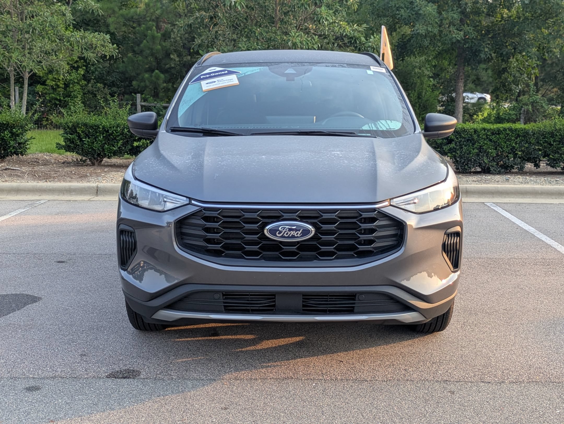 Certified 2025 Ford Escape ST-Line w/ Tech Pack #1 AWD/4WD image 9