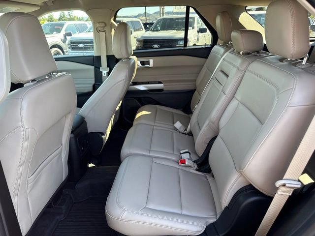 Certified 2023 Ford Explorer XLT w/ Equipment Group 202A AWD/4WD image 13