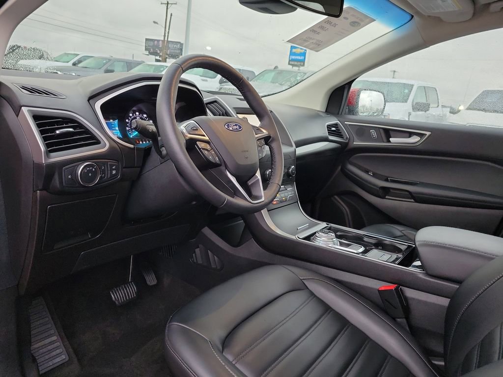 Certified 2020 Ford Edge SEL w/ Convenience Package image 20
