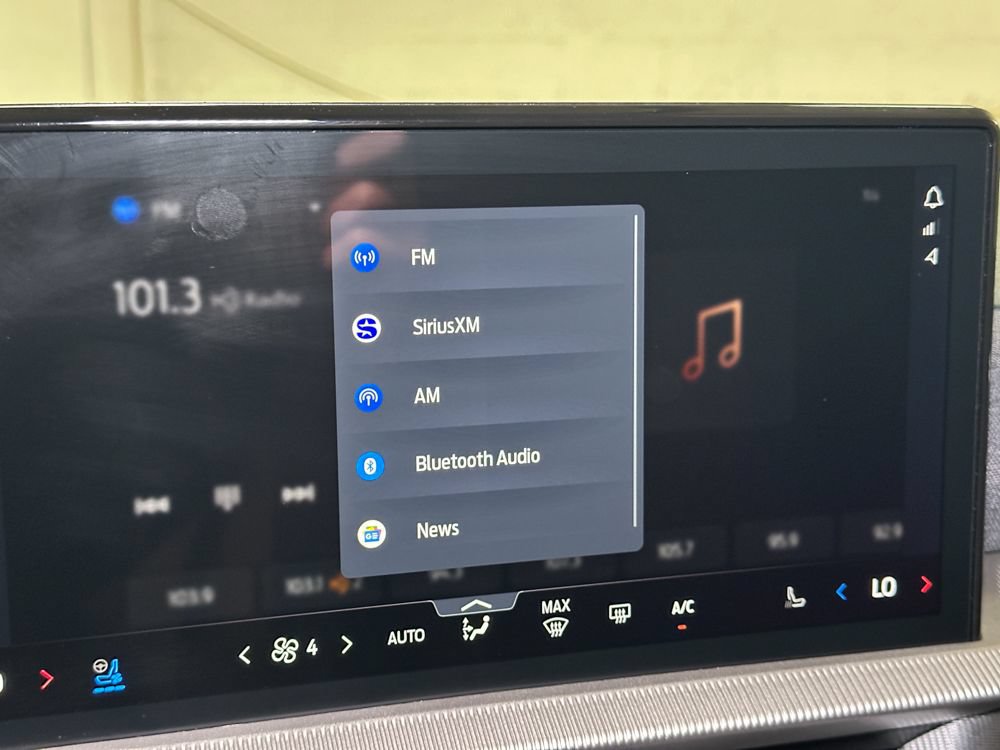 Certified 2025 Ford Explorer ST AWD/4WD image 43