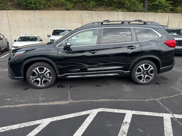 Used 2023 Subaru Ascent Limited w/ Technology Package image 2