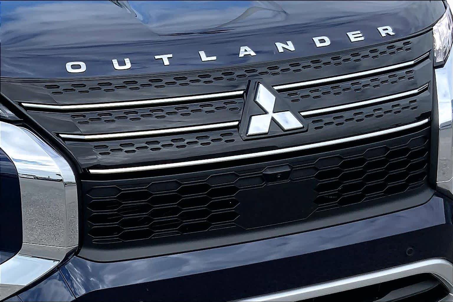 Used 2024 Mitsubishi Outlander SE FWD image 29
