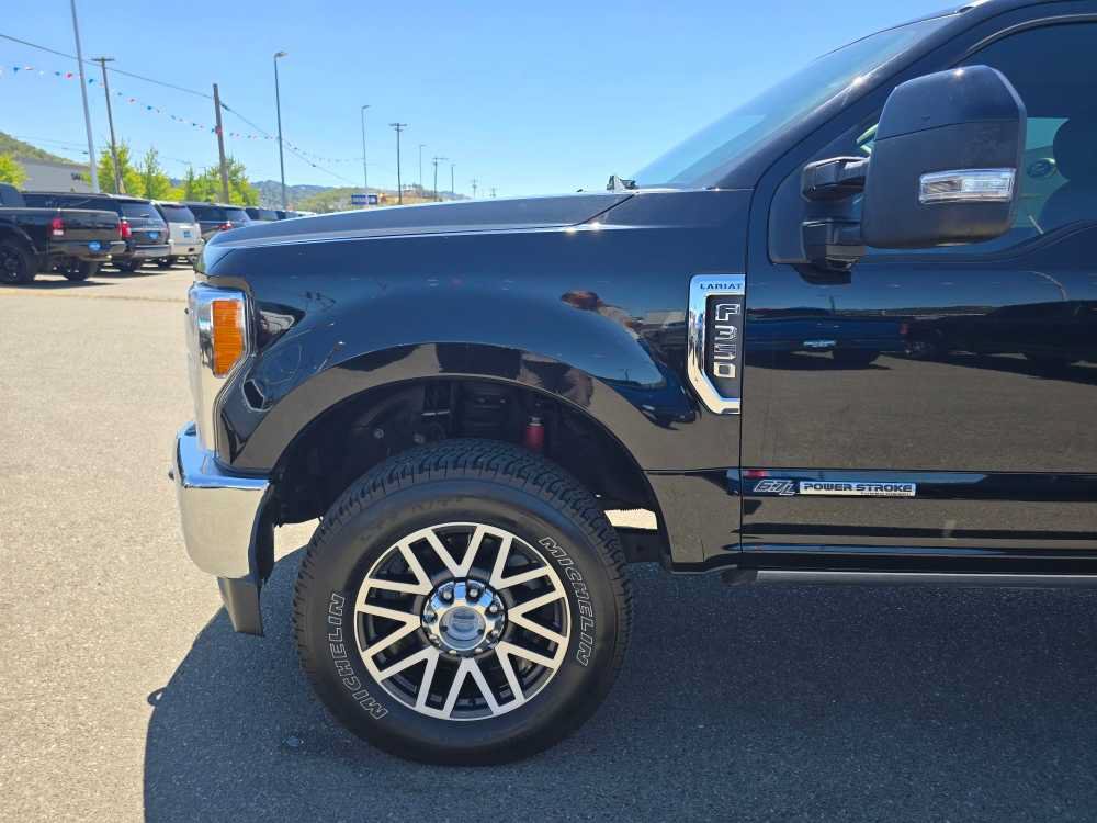 Certified 2017 Ford F350 Lariat w/ Lariat Ultimate Package AWD/4WD image 18