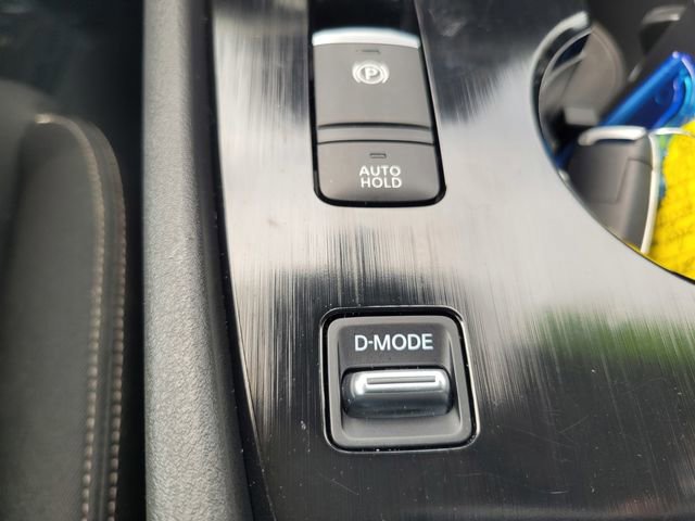 Used 2023 Nissan Rogue S FWD image 26