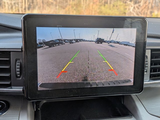 Certified 2022 Ford Explorer XLT w/ Equipment Group 202A image 24