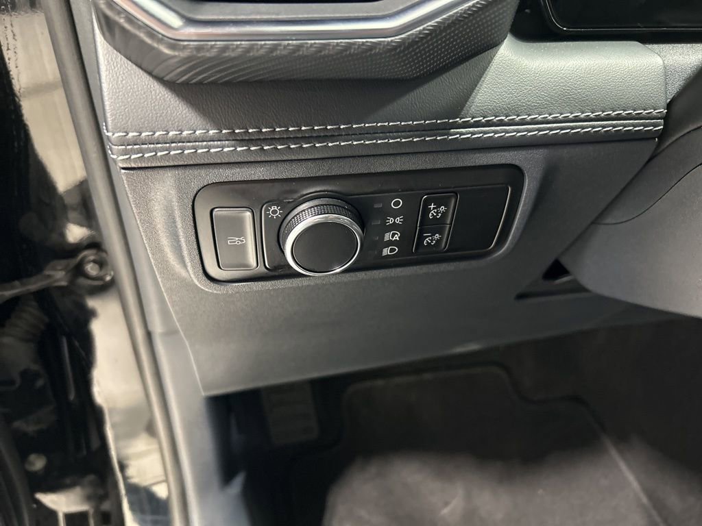 Certified 2024 Ford Mustang Premium image 14