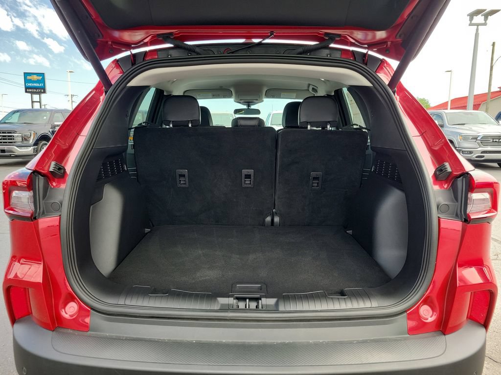 Certified 2025 Ford Escape SE FWD image 10