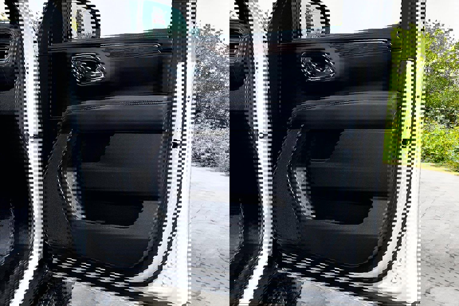 Used 2024 Chevrolet Tahoe LS image 24