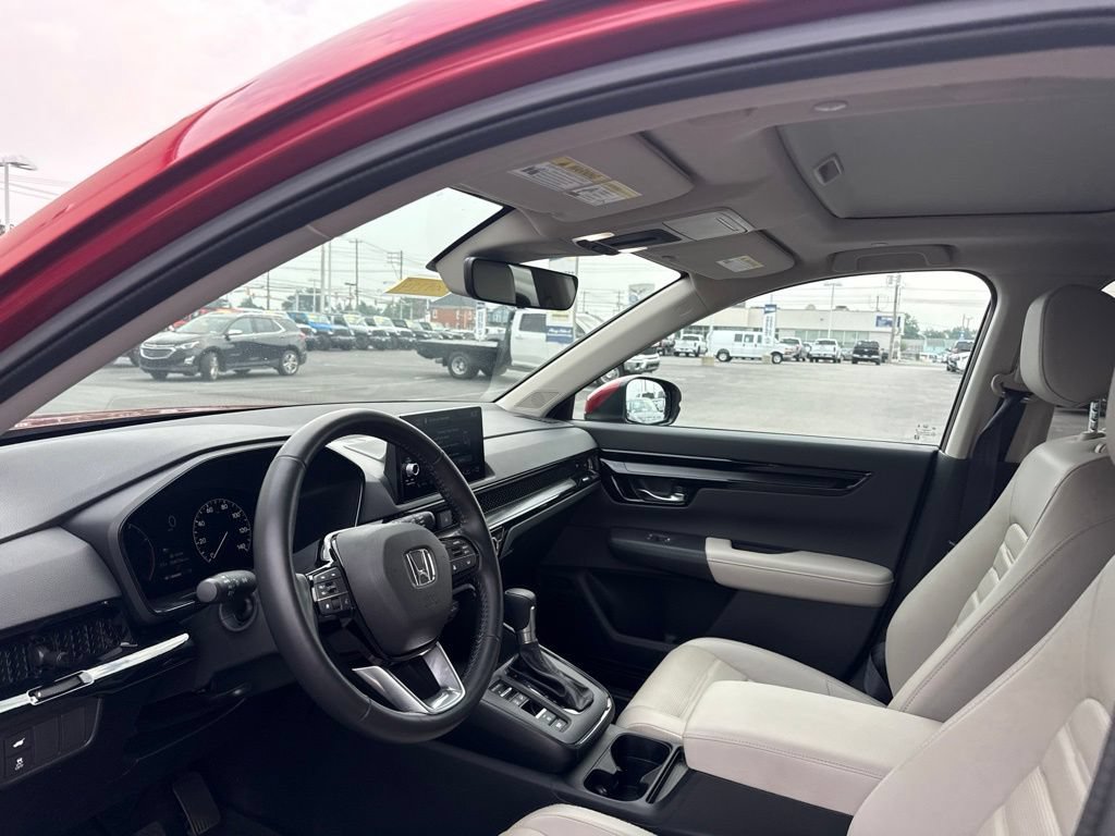 Used 2025 Honda CR-V EX-L image 10