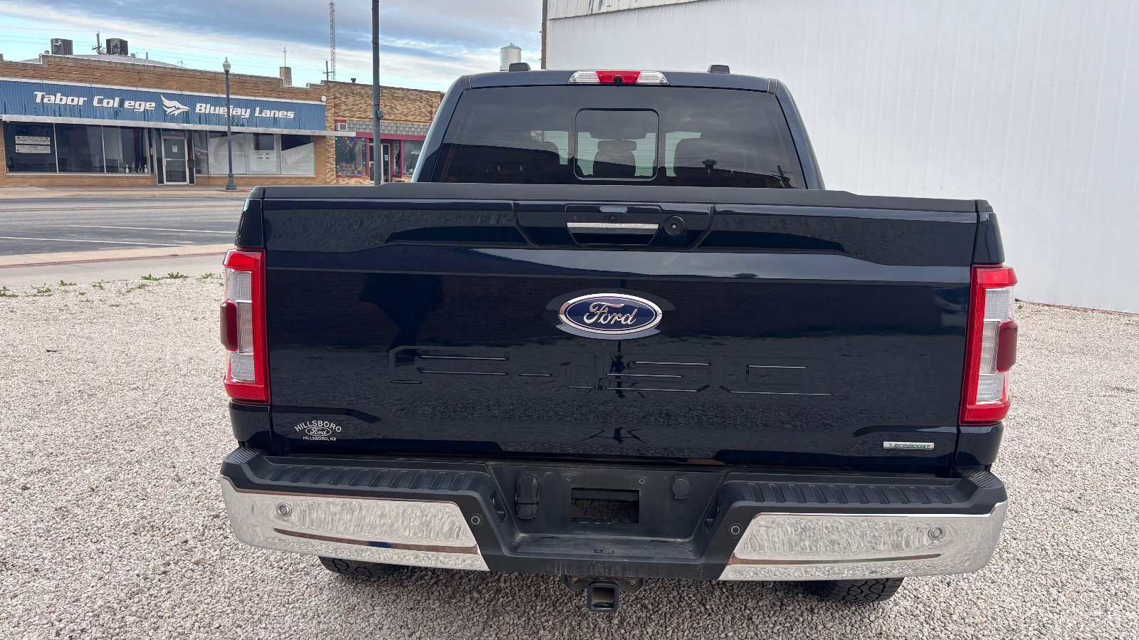 Certified 2022 Ford F150 Lariat w/ Equipment Group 502A High image 4